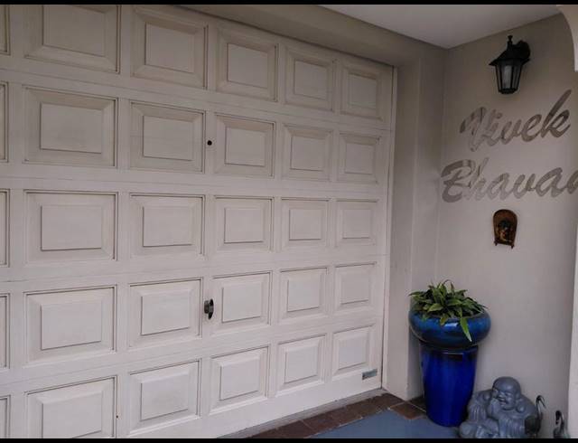 3 BEDROOM TOWNHOUSE FOR SALE IN DURBAN NORTH